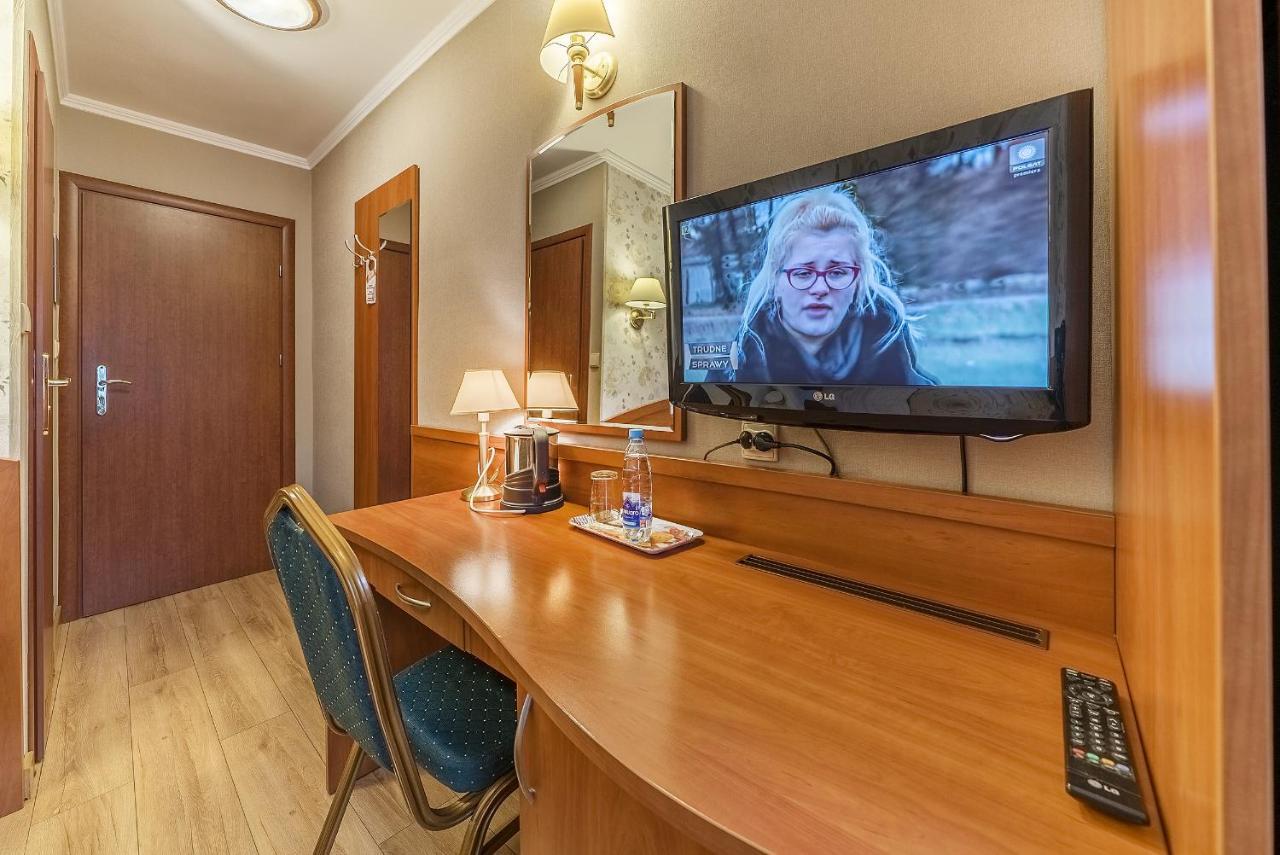 Hotel Doris 오보르니키 외부 사진