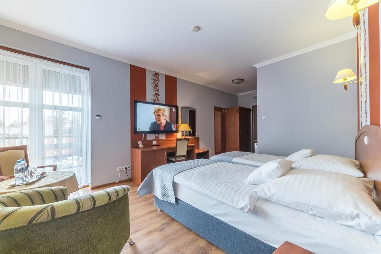 Hotel Doris 오보르니키 외부 사진