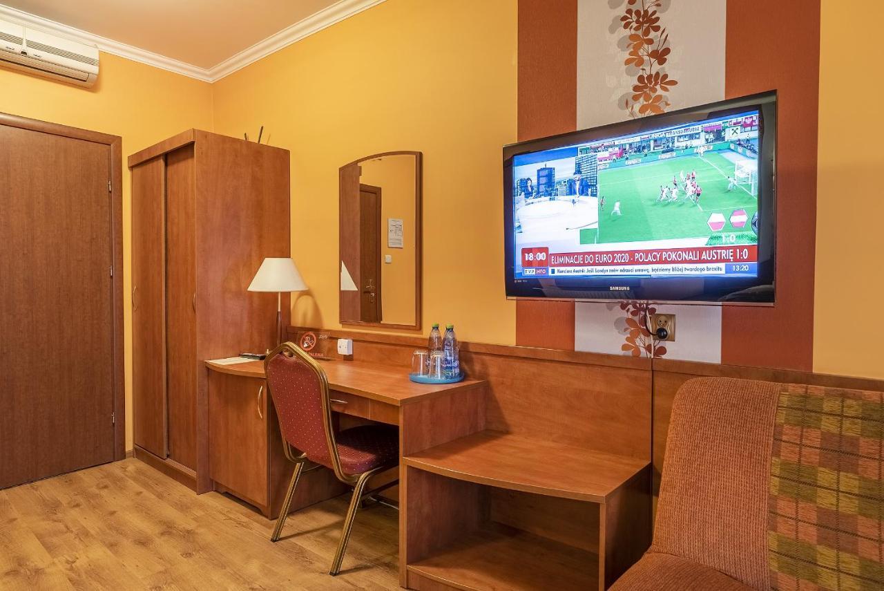 Hotel Doris 오보르니키 외부 사진